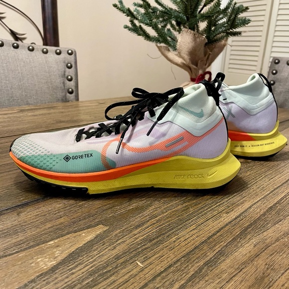 Nike React Pegasus Trail 4 GORE-TEX Barely Grape Total Orange Men’s Size 6 EUC - Picture 3 of 8